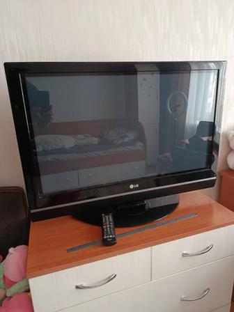 Продам телевизор