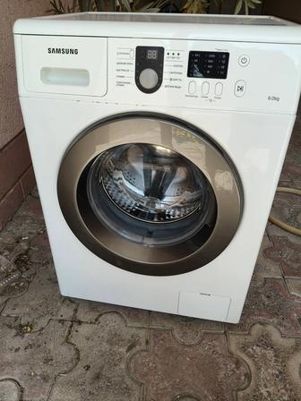 Продам стиральную машину