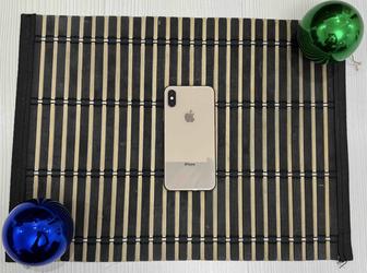 Продам айфон хс