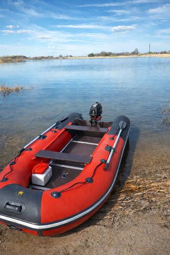 Надувная лодка