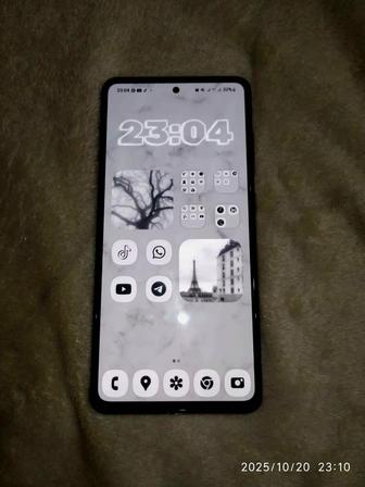 Samsung a52 в хорошем состоянии.