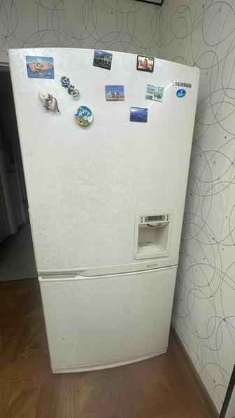 Срочно продам холодильник