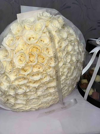 Белые розы от Margo flowers 101 штук