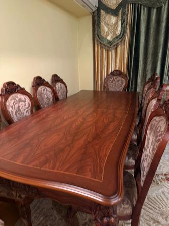 Продам стол и стулья