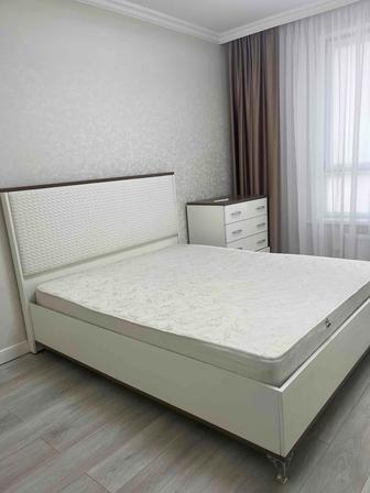 Продам спальный гарнитур