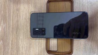 Продам телефон