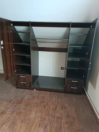 Продам шифоньер б/у