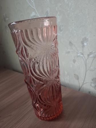 Ваза стеклянная