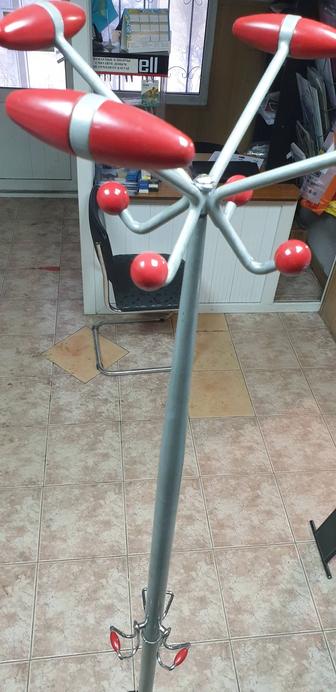 Вешалка напольная стильная, сталь, мрамор, нержавейка