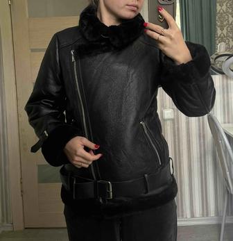 Продам дубленку р S (40-42)