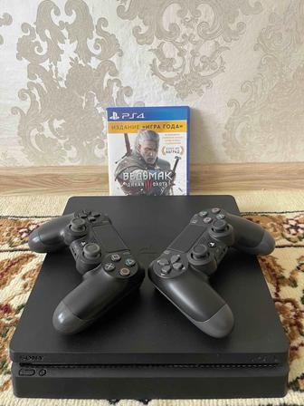 Sony PlayStation 4 slim