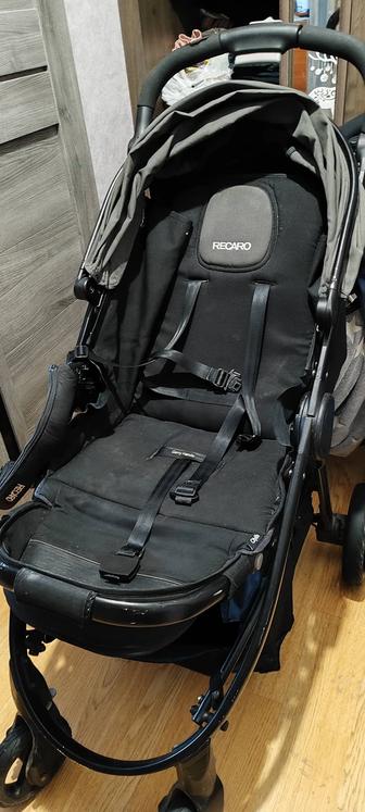 Коляска детская Recaro