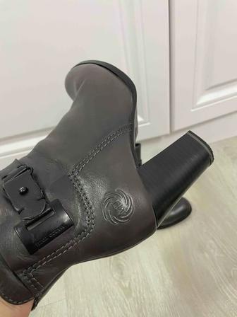 Продам сапоги