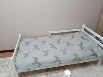 Продам кровать детскую 160х80