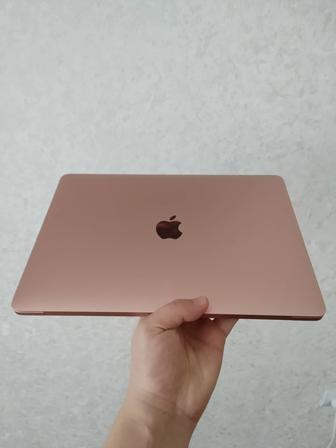 Ноутбук apple MacBook 2020