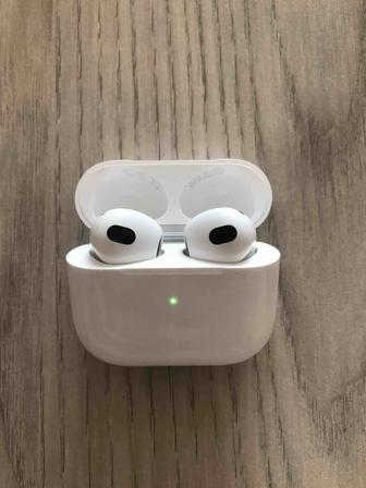 Продам Apple AirPods 3 Series