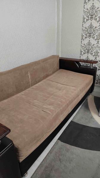 Продам диван б/у, самовывоз , доставки нет, расчет на месте