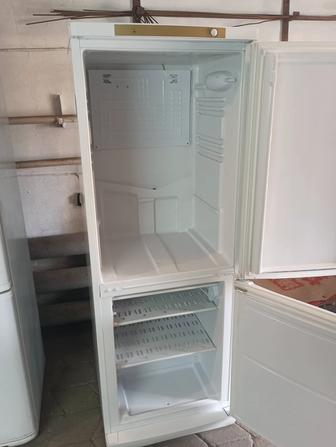 Продам холодильник Индезит