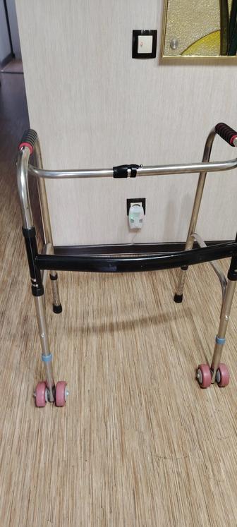 Ходунки для взрослых