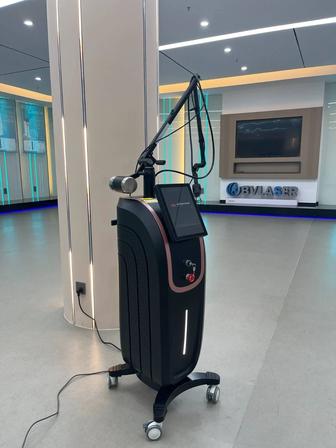 Фракционный лазер CO2 для омоложения кожи