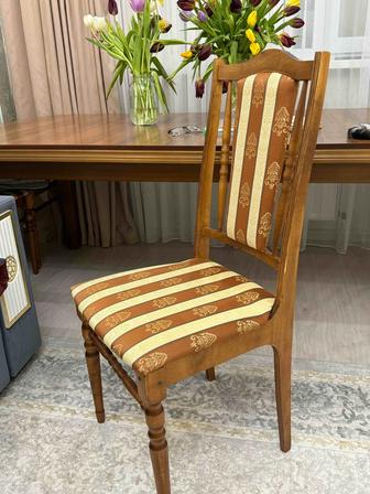 Продам стол со стульями