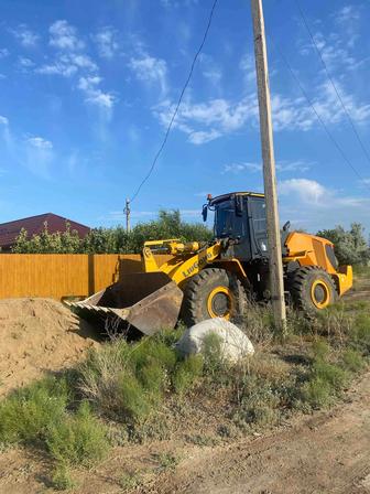 Услуги фронтальный погрузчик 3 куб 5 тонна