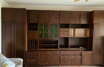 Продам классическую стенку для гостиной