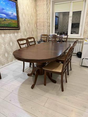 Продаю стол