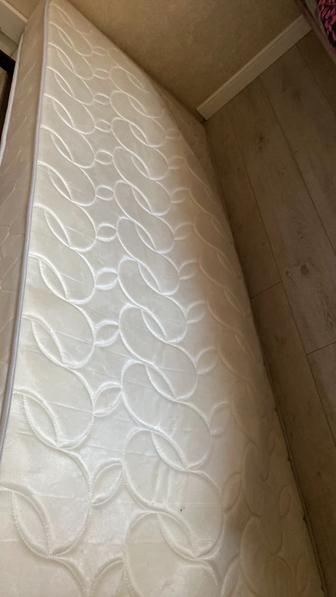 Отдам матрас