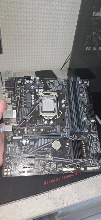 Intel Core i5-10400F GIGABYTE B460M DS3H (комплект, отличное сост.)