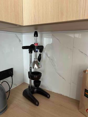 Механическая соковыжималка Cancan