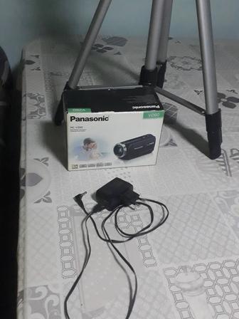 Продаю видеокамеру самсунг