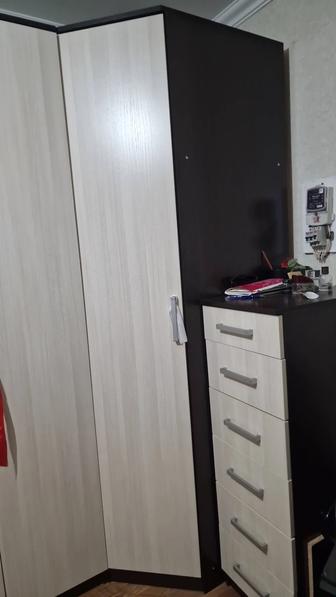 Продам шкафы