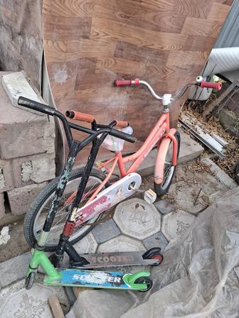 Велосипед детский и самокат на запчасть продам