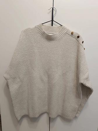 Продам теплую кофту