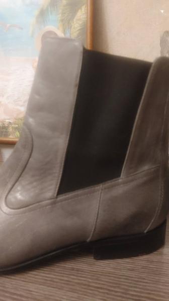 Продам ботинки
