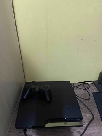 PlayStation 3 slim (прошитая) 1 джойстик.