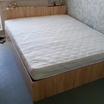 Кровать двух спальная