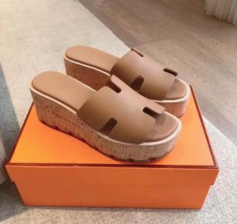 Шлепанцы Hermes