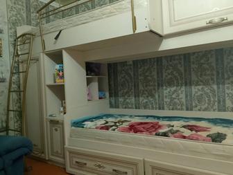 Кровать