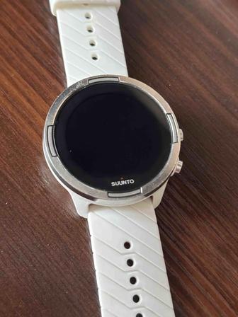 Спортивные часы Suunto 9 Baro