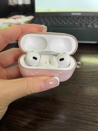 Продам Наушники Apple AirPods Pro 2 with Lightning/Wireless Chargi