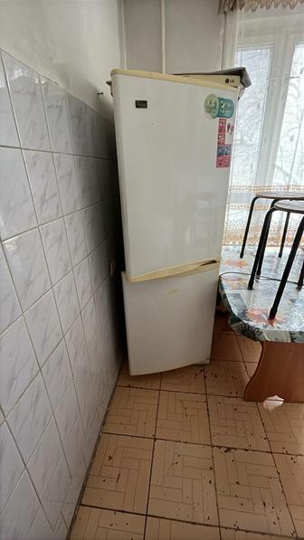 Продам холодильник