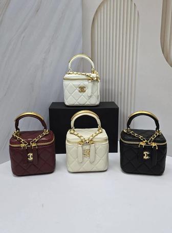 Сумочка Chanel мини в фирменной коробке