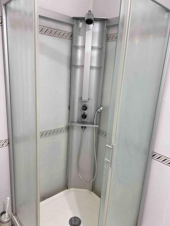Продам душевую кабину IDO