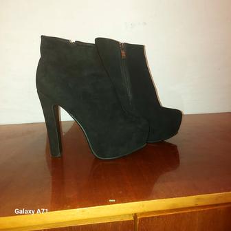 Продам замша 7000