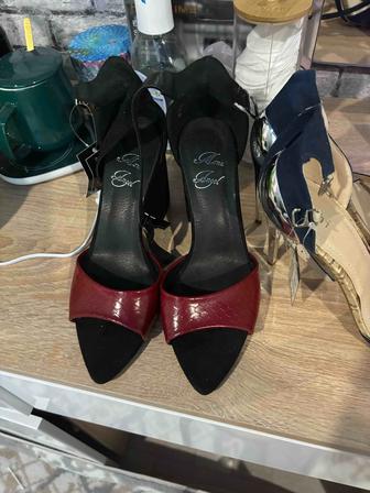 Женский туфли