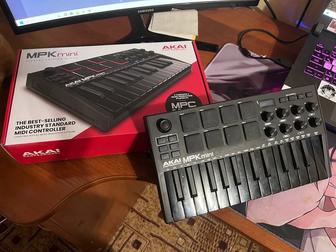 Продам миди клавиатуру AKAI MPK MINI3 BLACK