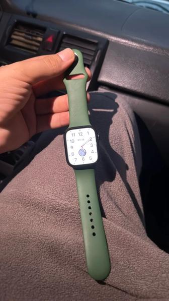 Продам часы Apple Watch series 7 45 mm