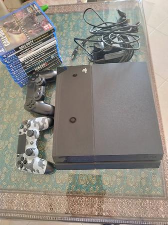 Продам игровую приставку Ps 4